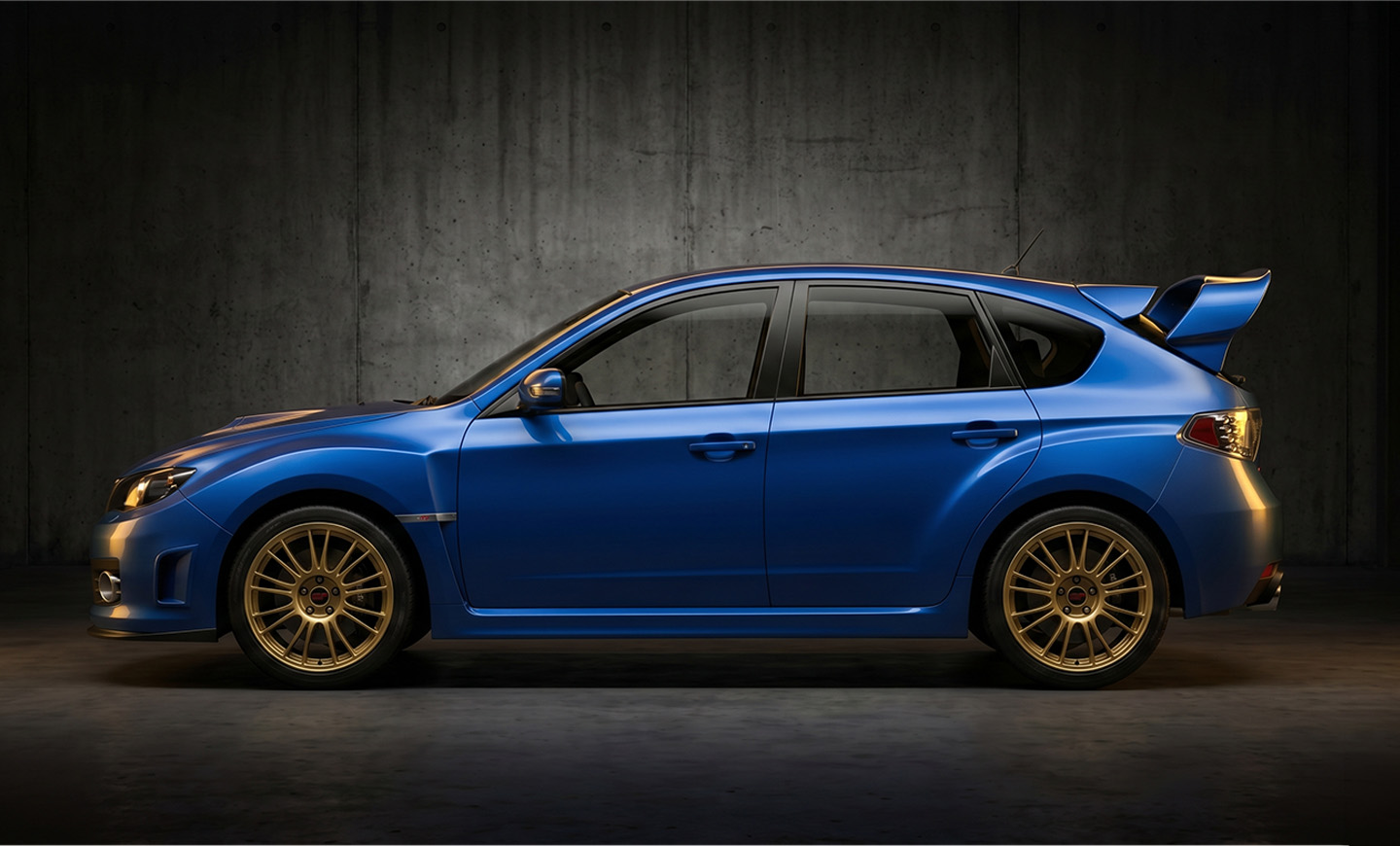 スバル インプレッサハッチバック STI